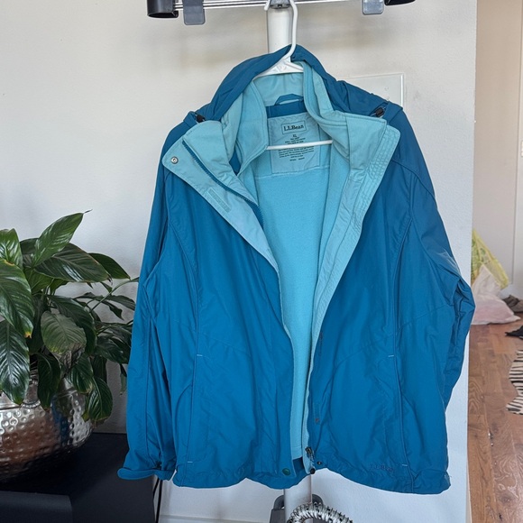 LL Bean Womens Fleece Lined Jacket Sz XL Blue Hood Packable Windbreaker - Picture 1 of 12